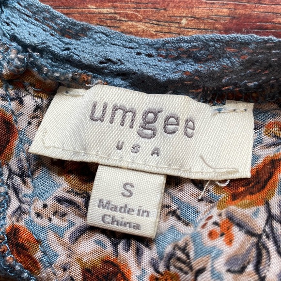 Umber Sleeveless Crochet Floral Dress: Size Small - Picture 7 of 8